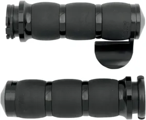 Par de puños Velvet Air 3-Ring de color negro con textura de anillos