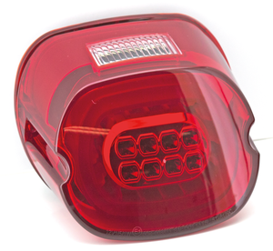Luz trasera LED Paradox de Zodiac instalada en motocicleta