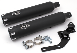 Par de silenciadores V-Performance negros instalados en escape de Harley Softail