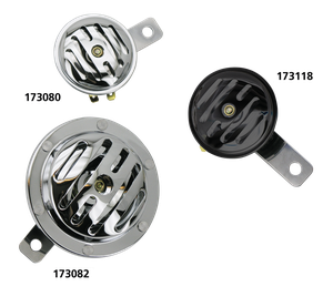 Claxon universal para motocicleta de color negro con conexiones eléctricas visibles