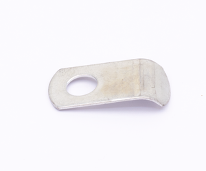 Clips metálicos para sujeción de cables en motocicleta estilo vintage