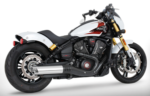 Par de silenciosos slip-on de 4 pulgadas instalados en Indian Scout modelo 2025