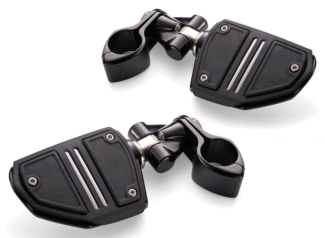 Kits de estriberas de carretera con protección de motor Ciro instalados