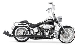 Sistema de escape Upsweep True Duals instalado en motocicleta