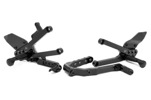 Rearset FXR2 negro instalado en Honda CBR1000RR-R 2023