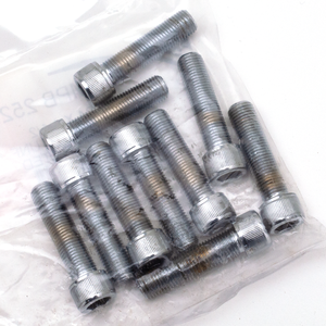 Surtido de tornillos Allen con cabeza hexagonal y acabado cromado brillante