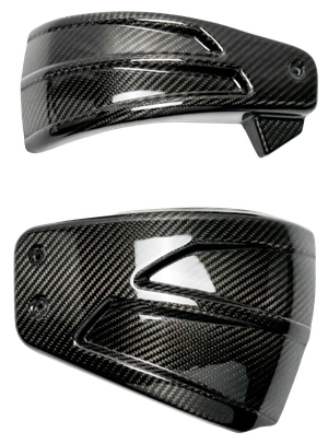 Tapas laterales de carbono de Sawicki Speed para Softail M8 - desde 2018, conductos dobles