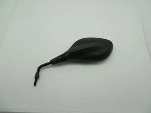 Espejo retrovisor universal con marca E montado en manillar de motocicleta