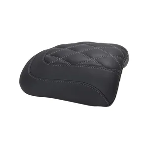 Mustang, Cowl acolchado Double Diamond. Negro