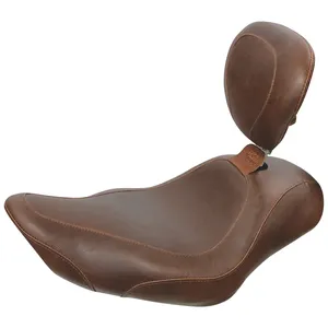 Asiento individual Mustang, Wide Tripper. Con reposabrazos para el conductor