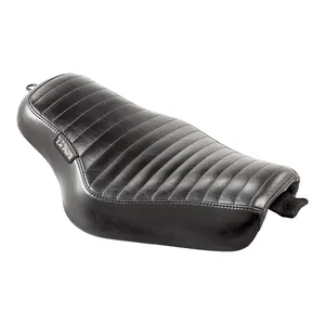 Asiento individual Le Pera, Streaker. Negro, plisado