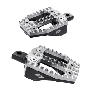 Kraus, juego de estriberas EXO. Parte superior de aluminio mecanizado / Base de aluminio negro