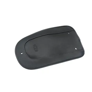 Guardabarros trasero Mustang, bib. Liso con bordes trenzados