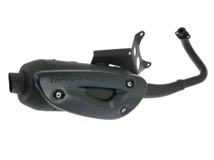 Sistema de escape completo Naraku Traffic instalado en motocicleta