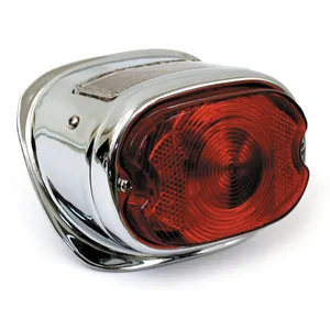 Luz trasera estilo 55-72. Cromado