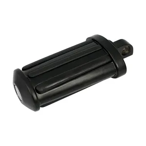 Pedal de arranque tipo riel. Estilo plano. Con incrustaciones de goma. Negro