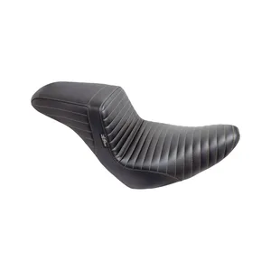 Le Pera, KickFlip asiento individual. Plisado