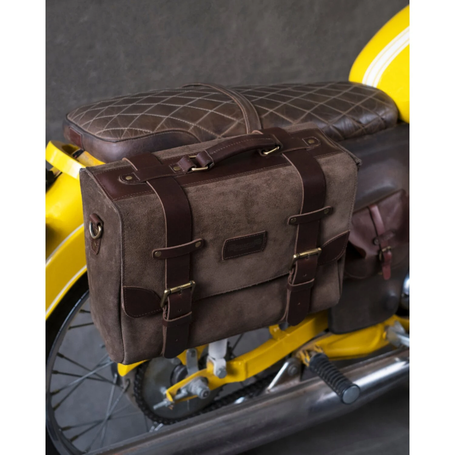 ak-2261-8035-tripmachine-1