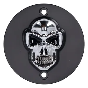 Cubierta de punta con calavera. Negro/cromado