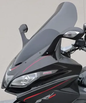 Parabrisas transparente curvado para motocicleta