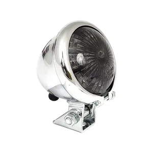 Luz trasera LED estilo Bates. Cromado. Lente ahumada