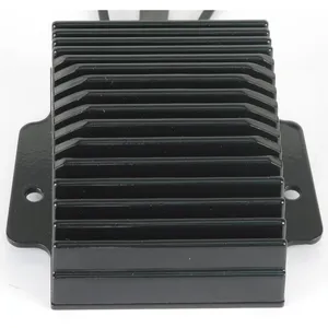 Regulador/rectificador de voltaje Cycle Electric. Negro