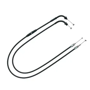 Cable de acelerador metálico con fundas protectoras y terminales de conexión