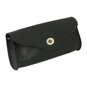 MCS, bolsa delantera de cuero. Negro