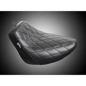 Le Pera, asiento individual Bare Bones. Costura diamante