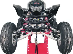 Parachoques EZ-Fit negro instalado en motocicleta Harley-Davidson
