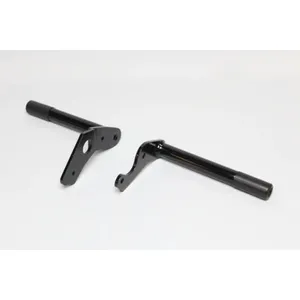 Dominator, juego de barras de protección traseras estilo Clubstyle. M8 Softail. Negro