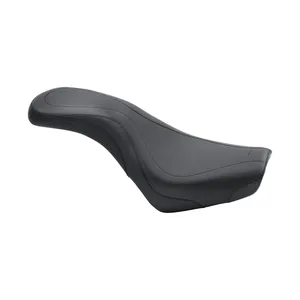 Asiento Mustang Daytripper negro liso