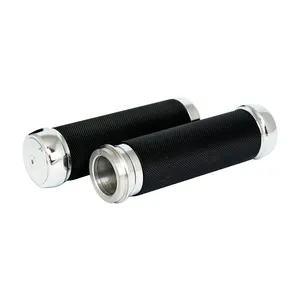 Riverside, empuñaduras de aluminio forjado estriadas. Negro