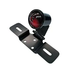 Intermitente trasero LED estilo antiguo, tipo 6. Negro. Lente roja