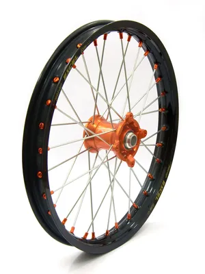 Rueda Elite de motocicleta custom americana con acabado metálico