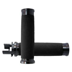 Empuñaduras Avon custom anodizadas en negro