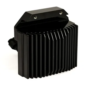 Regulador/rectificador de voltaje Cycle Electric. Negro
