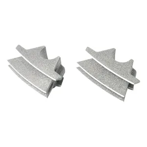 Juego de tapas puente de pernos de culata. Aletado, granito plateado