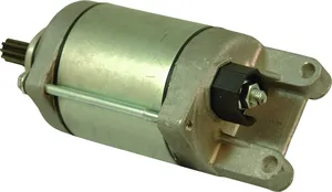 Motor de arranque eléctrico para motocicleta visto en ángulo lateral