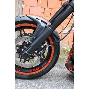 Cult-Werk, guardabarros delantero 'Custom' V2. Negro mate / Malla