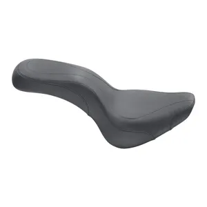 Asiento Mustang Daytripper negro liso