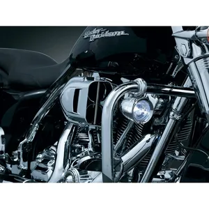 Kuryakyn, Protector de motor con luces de conducción de 3". Cromado