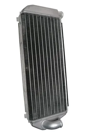 Radiador de refrigeración para motocicleta visto de frente