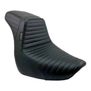 Le Pera, asiento KickFlip individual. Plisado
