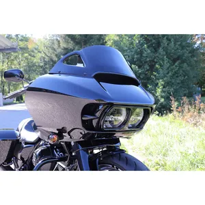 Parabrisas 'Racing' Cult-Werk. Negro brillante