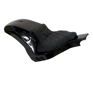 Kit de guardabarros anchos Cult-Werk, Softail 'Racing'. Asiento individual <span style="color: red;font-size: 0,5em">- PEDIDO ESPECIAL -</span>
